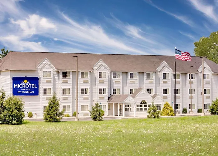 Microtel Inn & Suites By Wyndham Hagerstown By I-81
